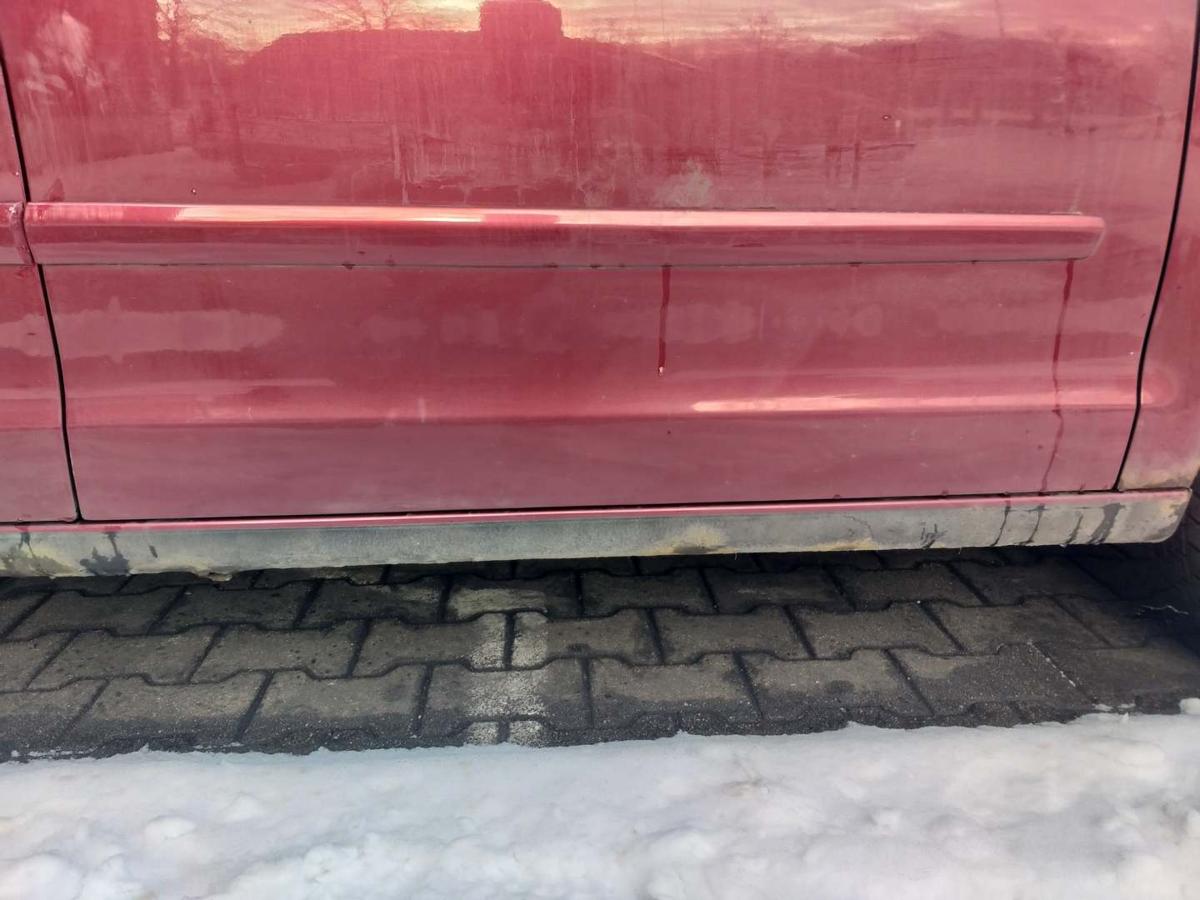 VW Polo 9N3 original T&uuml;r vorn rechts LC3R Winterred 5-T&uuml;rer Rohbau Bj.2005
